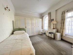 Photo 6- click for photo gallery